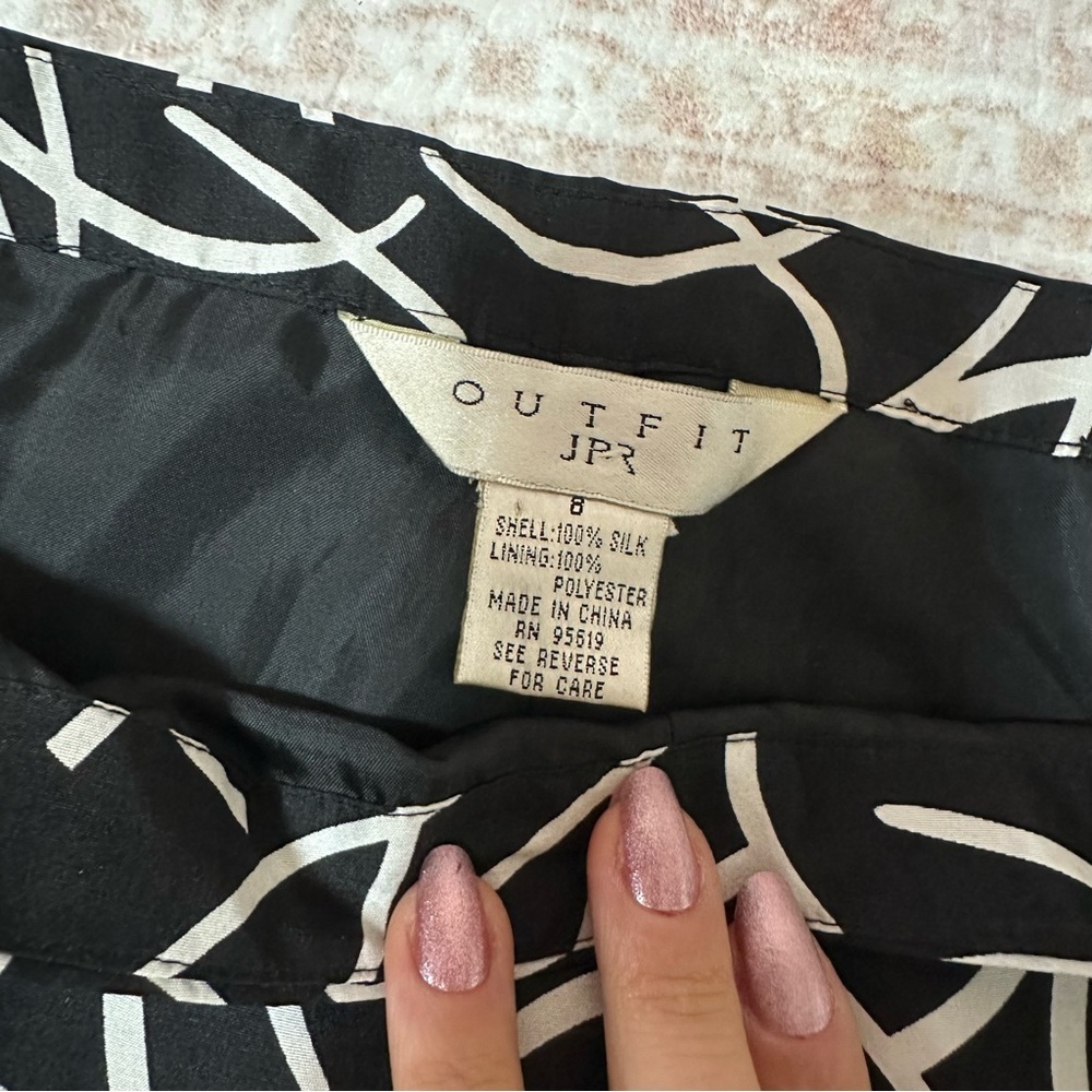 Vintage 100% Silk High Waisted Patterned Capri Pants - Picture 2 of 8